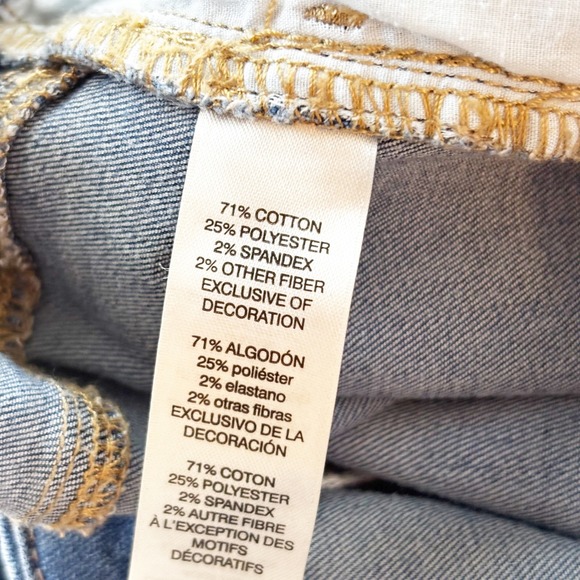 Chicos Girlfriend Slim Leg Ankle Jeans Size 2/L Rhinestone Cuffs Mid Rise‎ - Picture 7 of 9